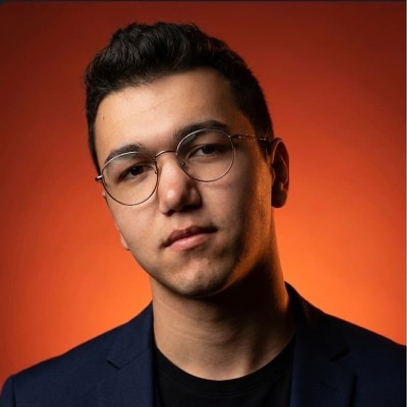 Deniz Işık, Flatinium kurucusu ve SEO danışmanı